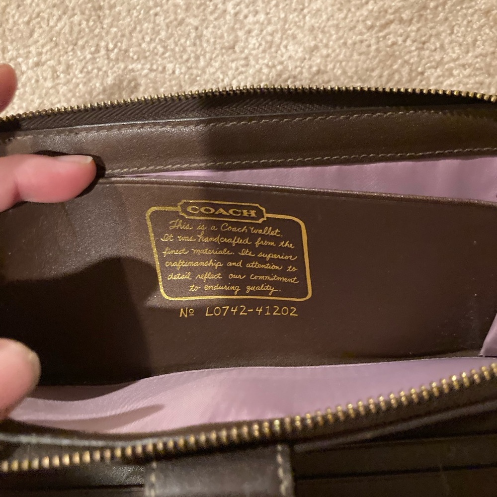 Coach Wallet - Picture 4 of 4